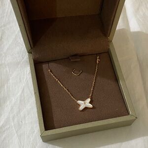 Chaumet Jeux De Liens 18k Gold Mother Of Pearl Diamond Necklace